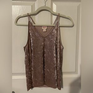 Soft velour tank top.